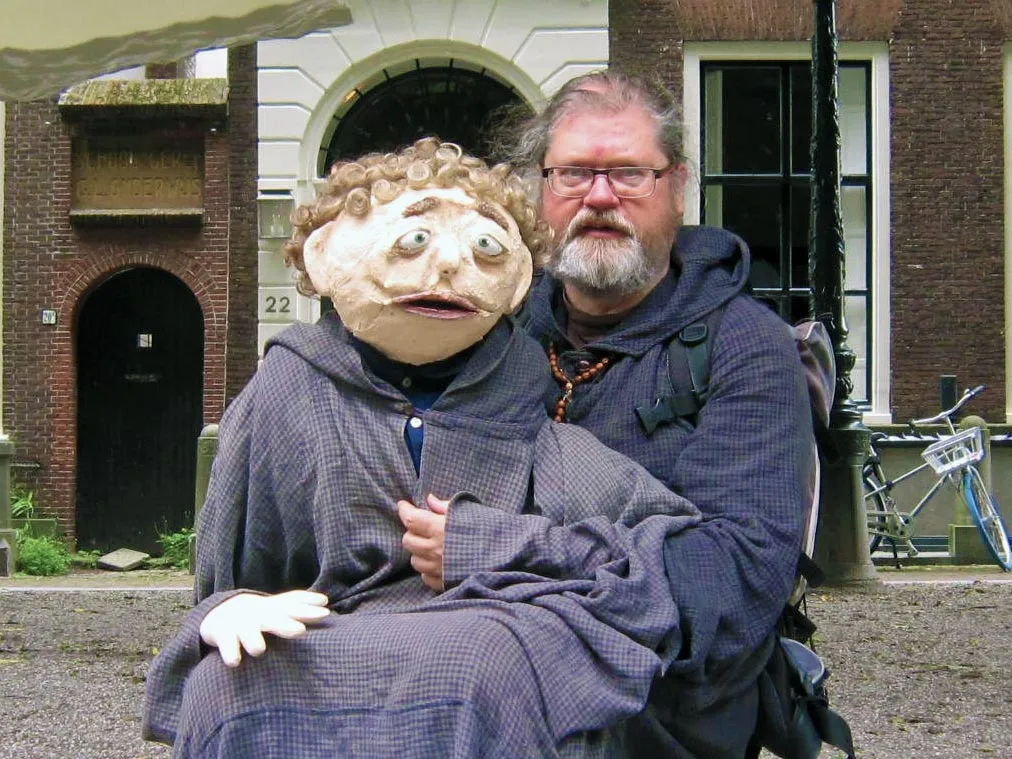 Voorstelling met grote poppen 'Hallo! Ik heb honger!